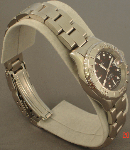 ARA Diver With ETA 2671 Side View